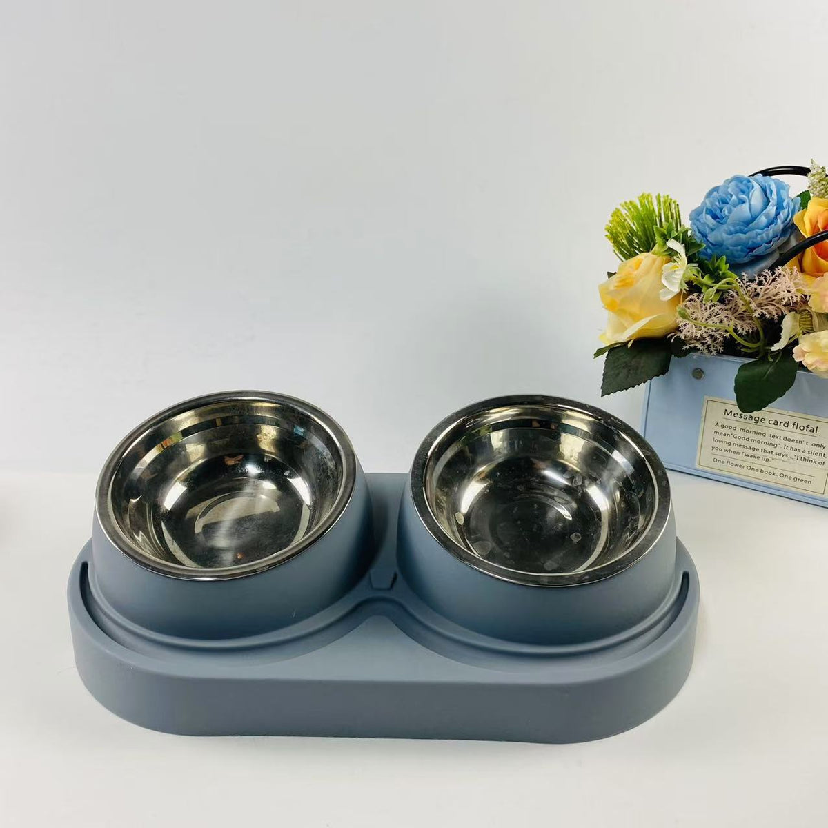 Double Compartment Pet Food and Water Bowl