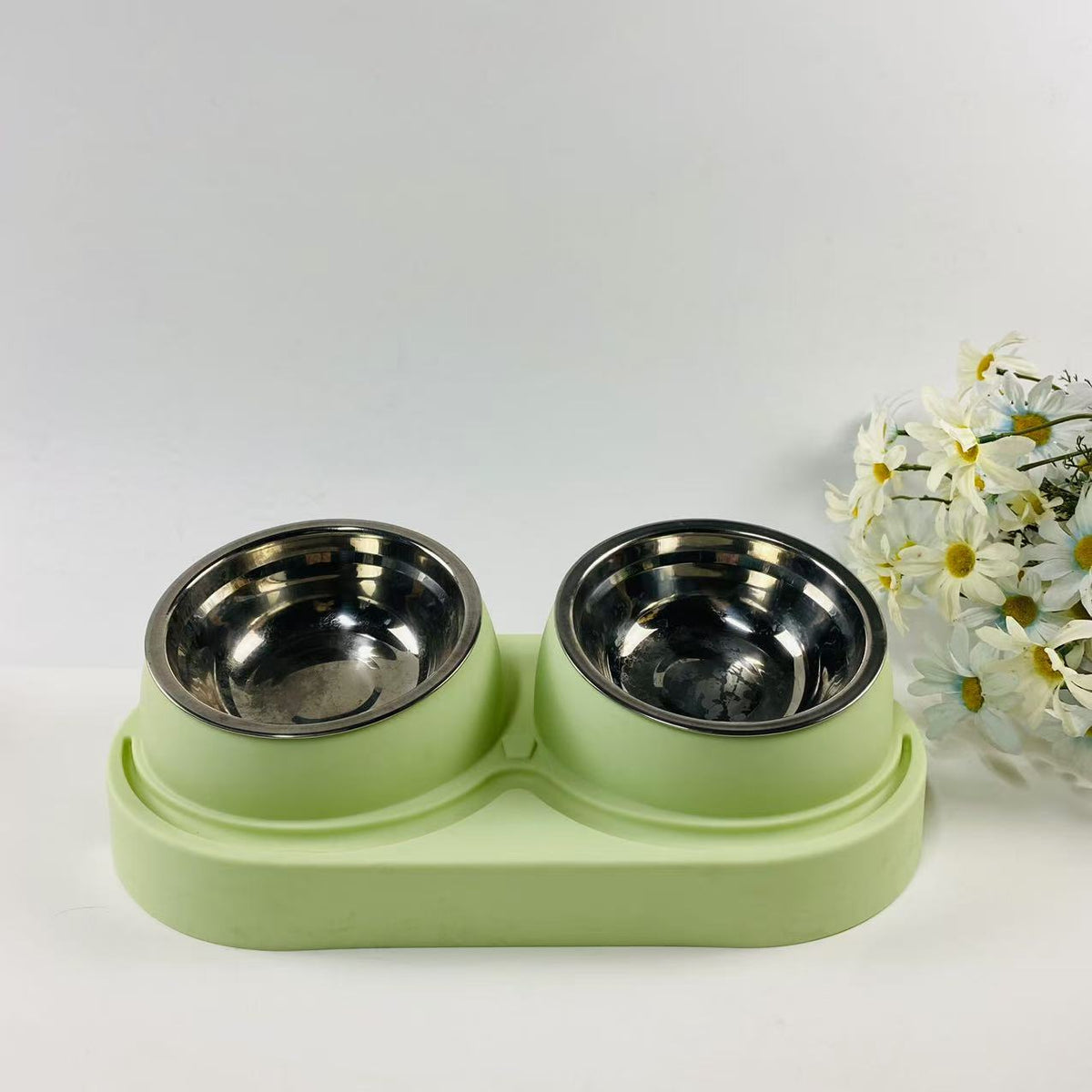 Double Compartment Pet Food and Water Bowl
